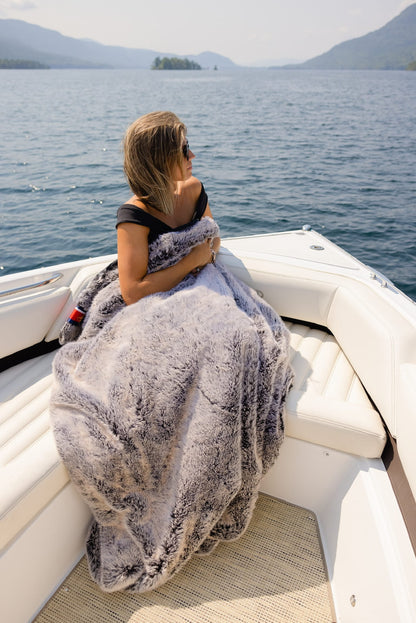X Waterproof Windproof Large Outdoor Blanket | Pretty Rugged