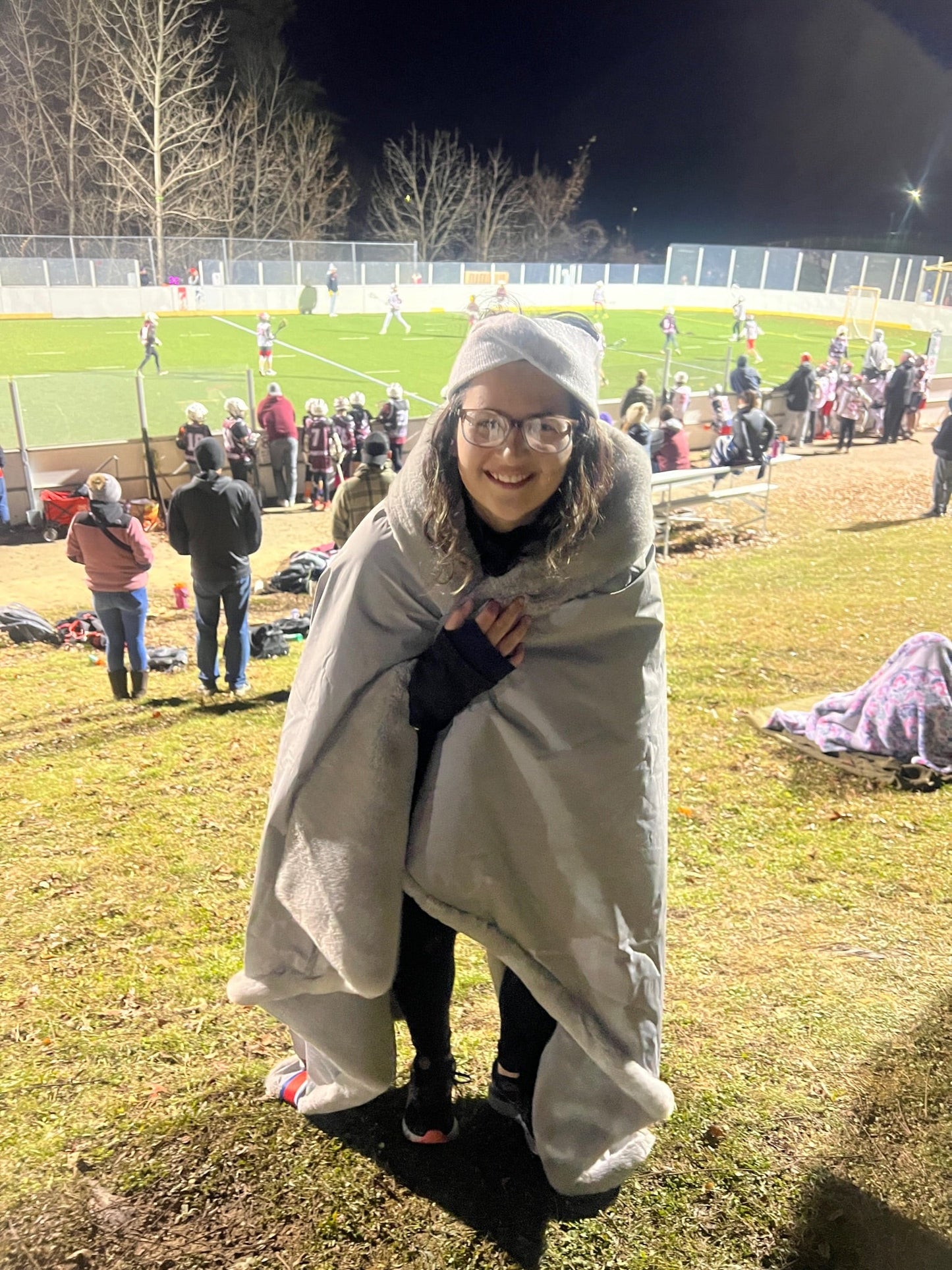 X Waterproof Windproof Large Outdoor Blanket | Pretty Rugged