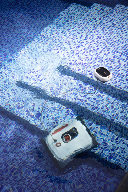 X BN Pro Robotic Pool Cleaner