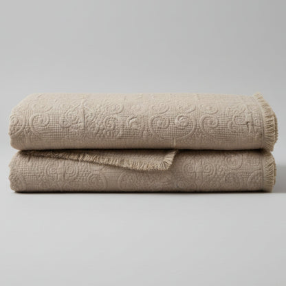 X DaDa Bedding Elegant Fringed 100% Cotton Quilted Throw Blanket - Luxurious 50x60 Inches
