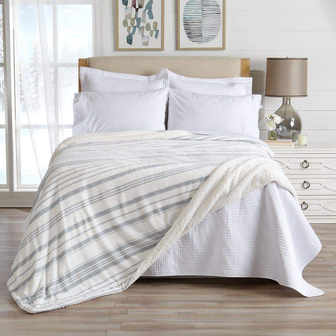 X Velvet Plush Sherpa Luxury Bed Blanket - Kinsley Collection